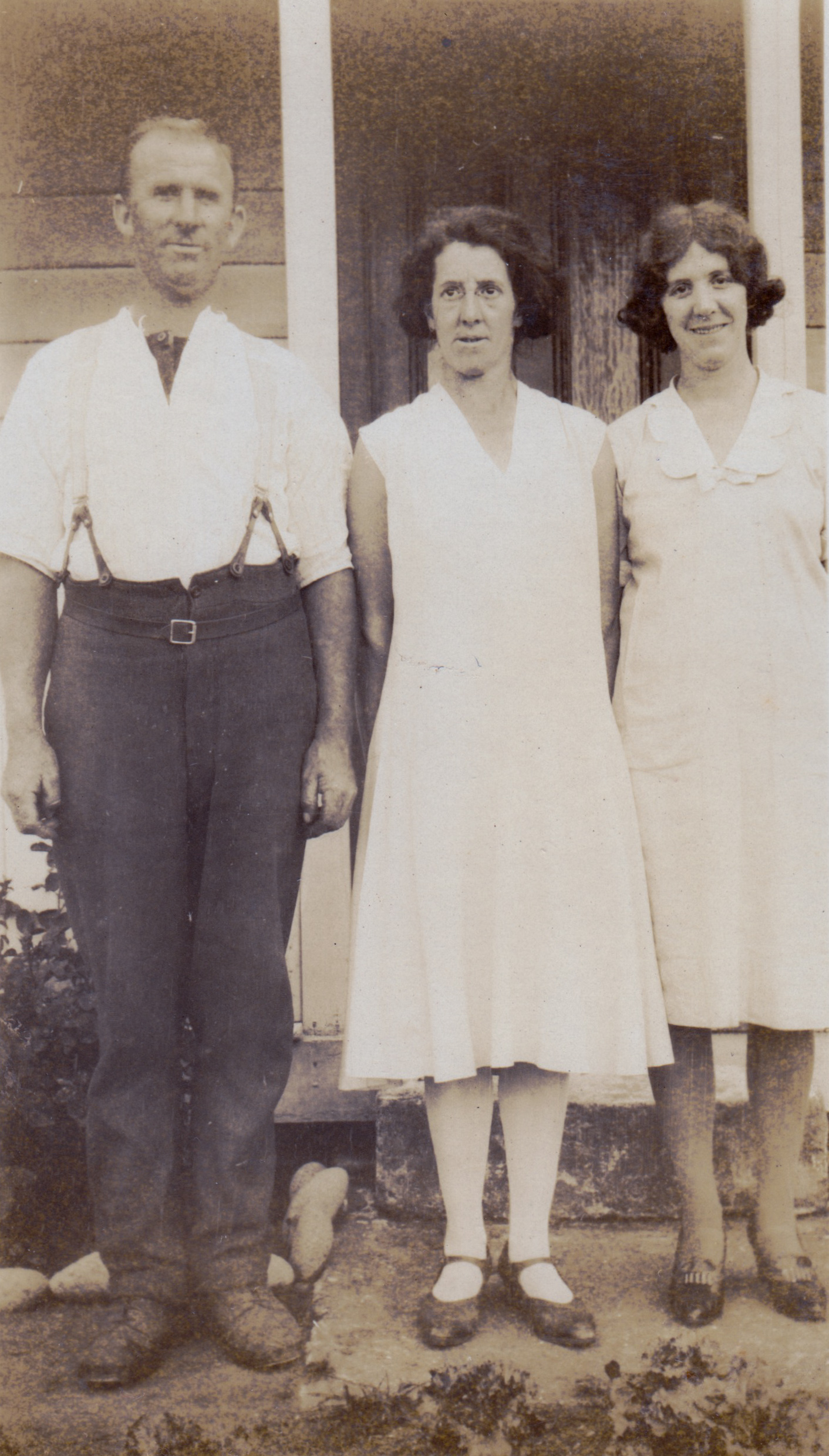 David and Mary Evans with Margaret, c.1930
